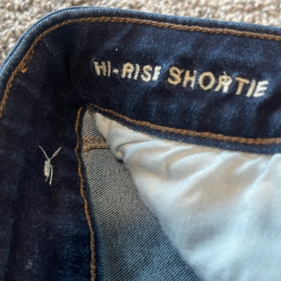 American Eagle “Hi-Rise Shortie” Size 4 - Picture 3 of 4